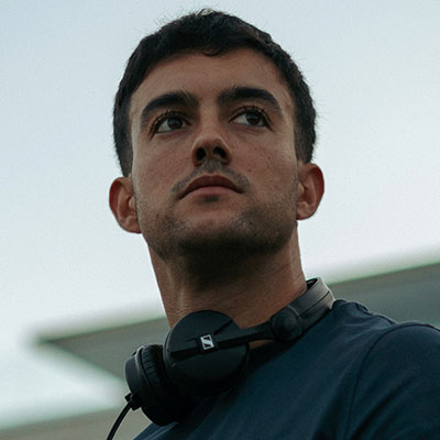 Fuera de la ciudad director