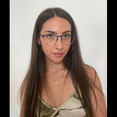 Ma-ma - Directora